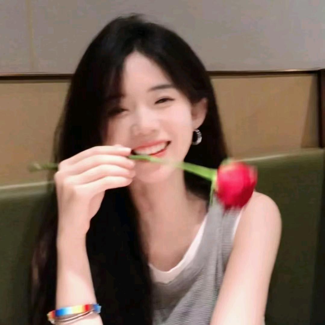 小美·