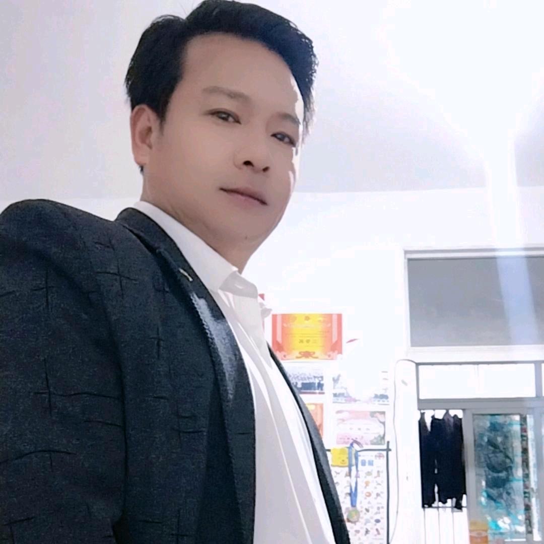 男人一定要坚强才是自己的想像💪💪💪