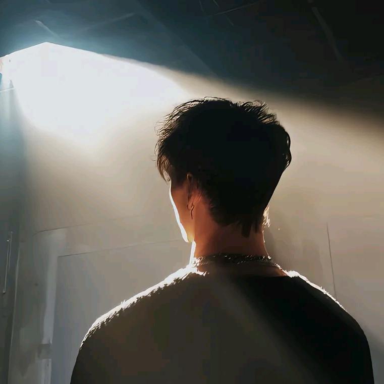 皇