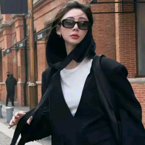 美大哥 直播返场👗