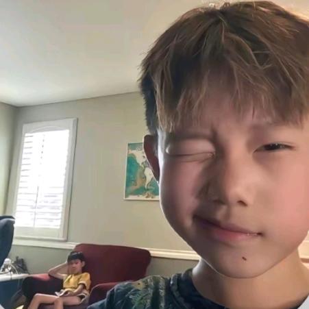 小豪⚡️🐕🐕