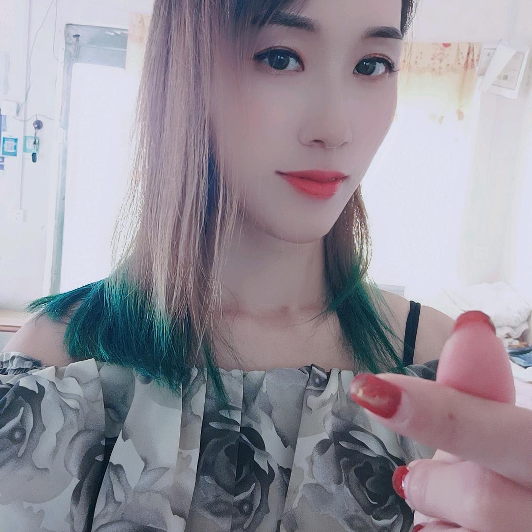 娜娜Y
