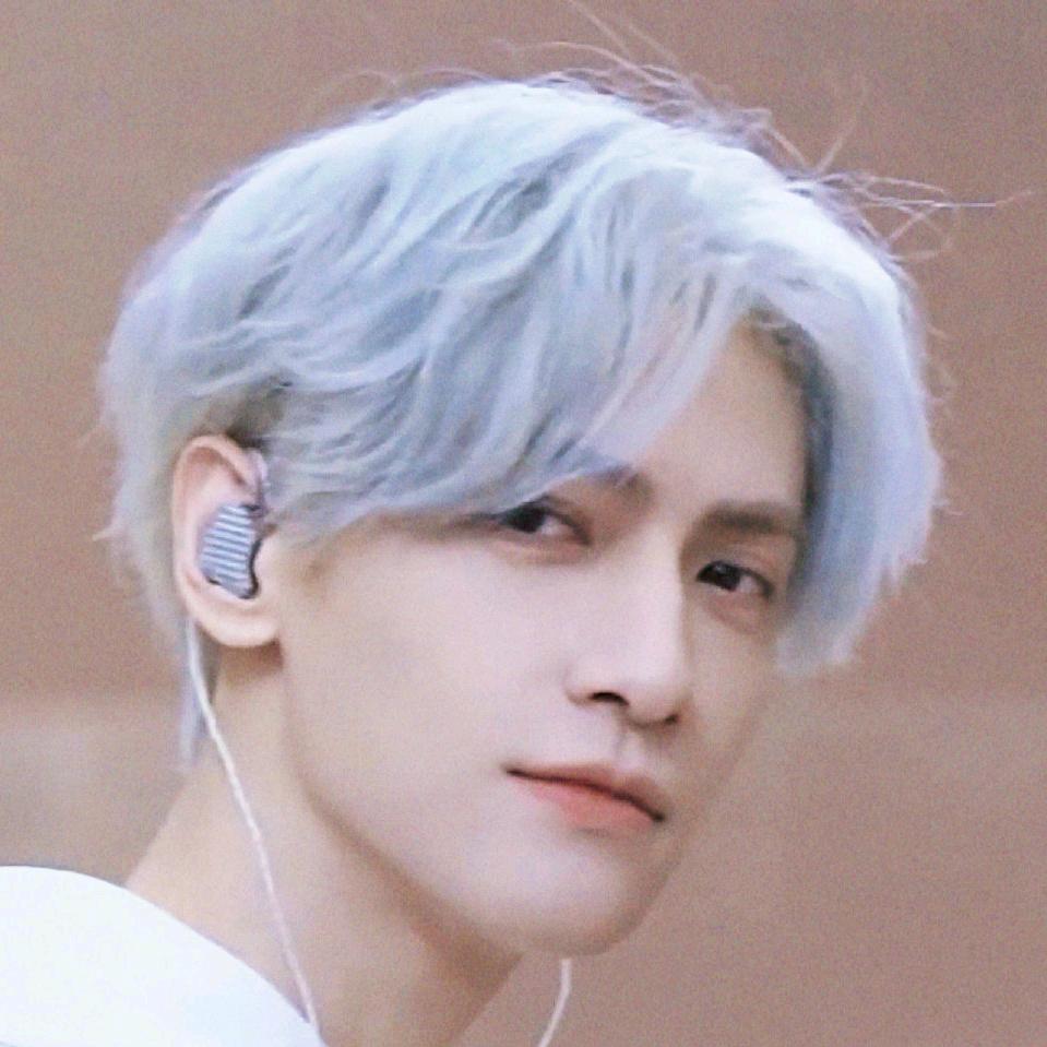 啵啵可丽多（沉迷罗云熙水龙吟🥭版）