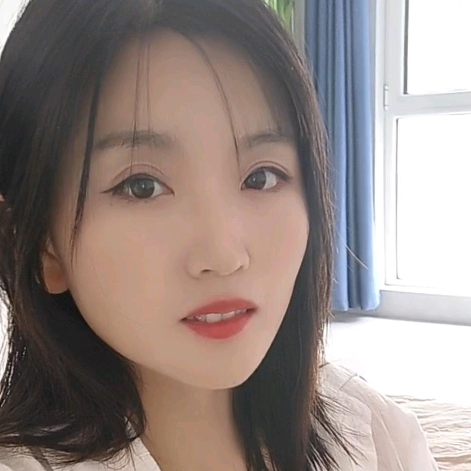 欣欣吖