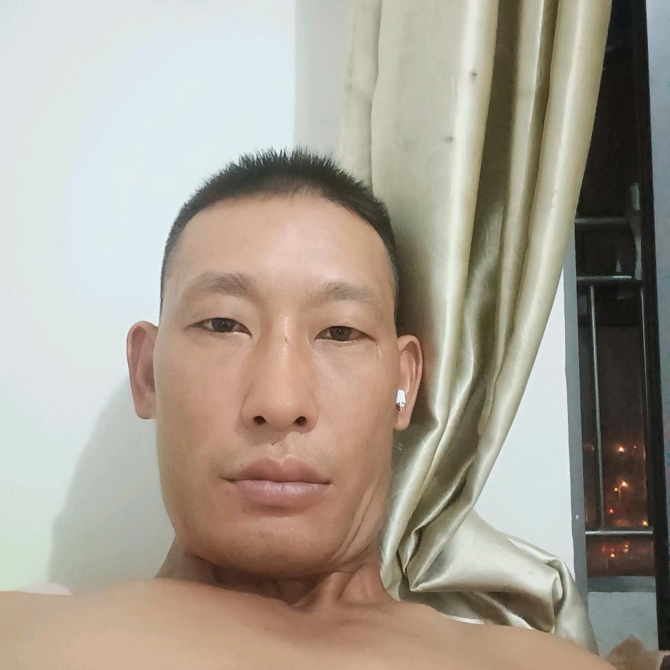 罗文平