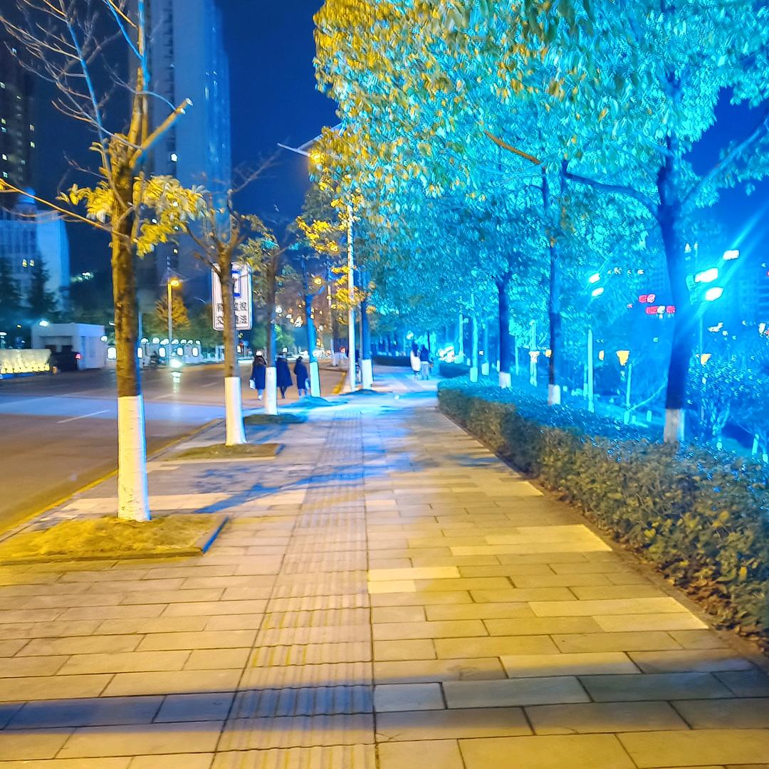 梧桐叶落时