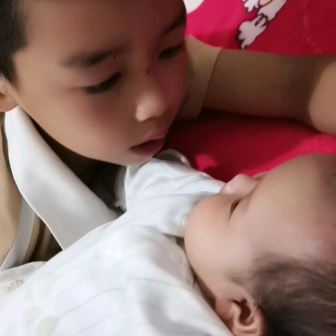 昊哥👨‍👩‍👧‍👦澜妹@麻麻