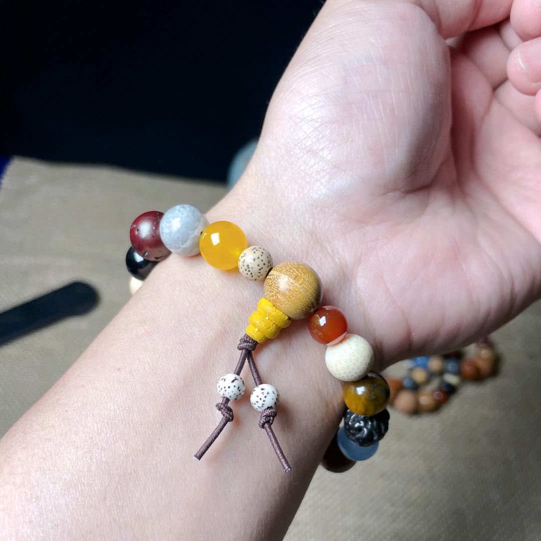 一花一世界，一叶慰平生