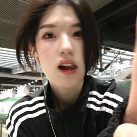 两杯冰美式.
