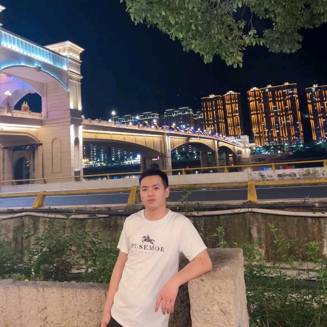 娱乐╰(⇀‸↼)╯老许