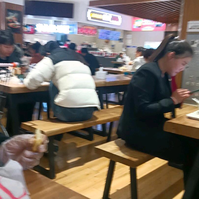 。南争北占