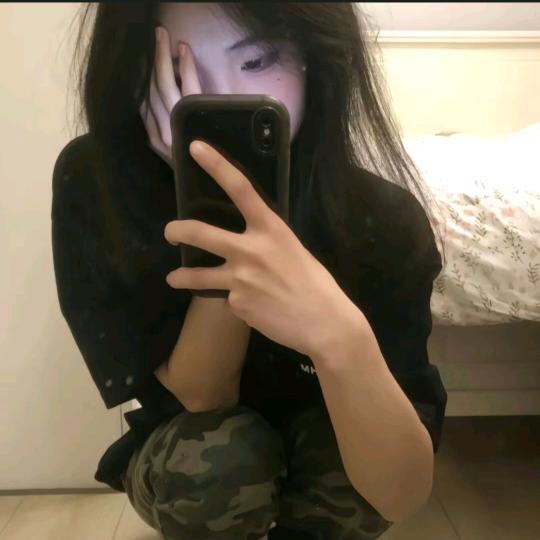 心逸冄
