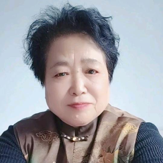 严总婆婆