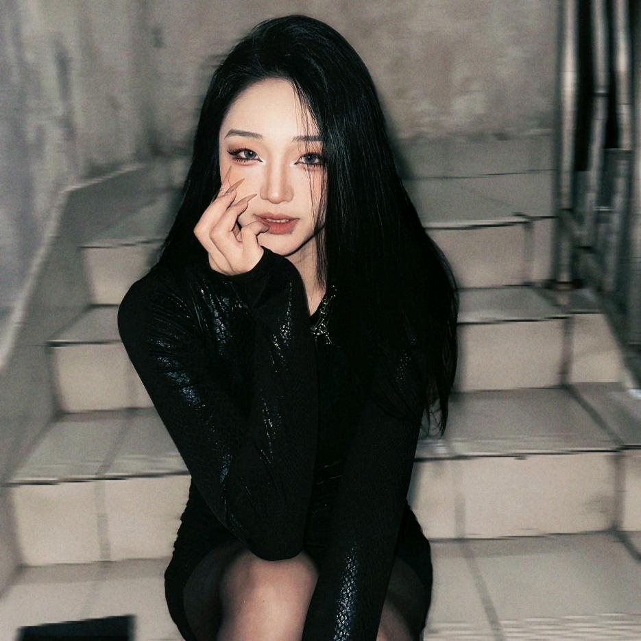 还是叫酉昔