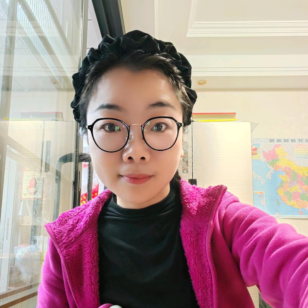 莉姐本人