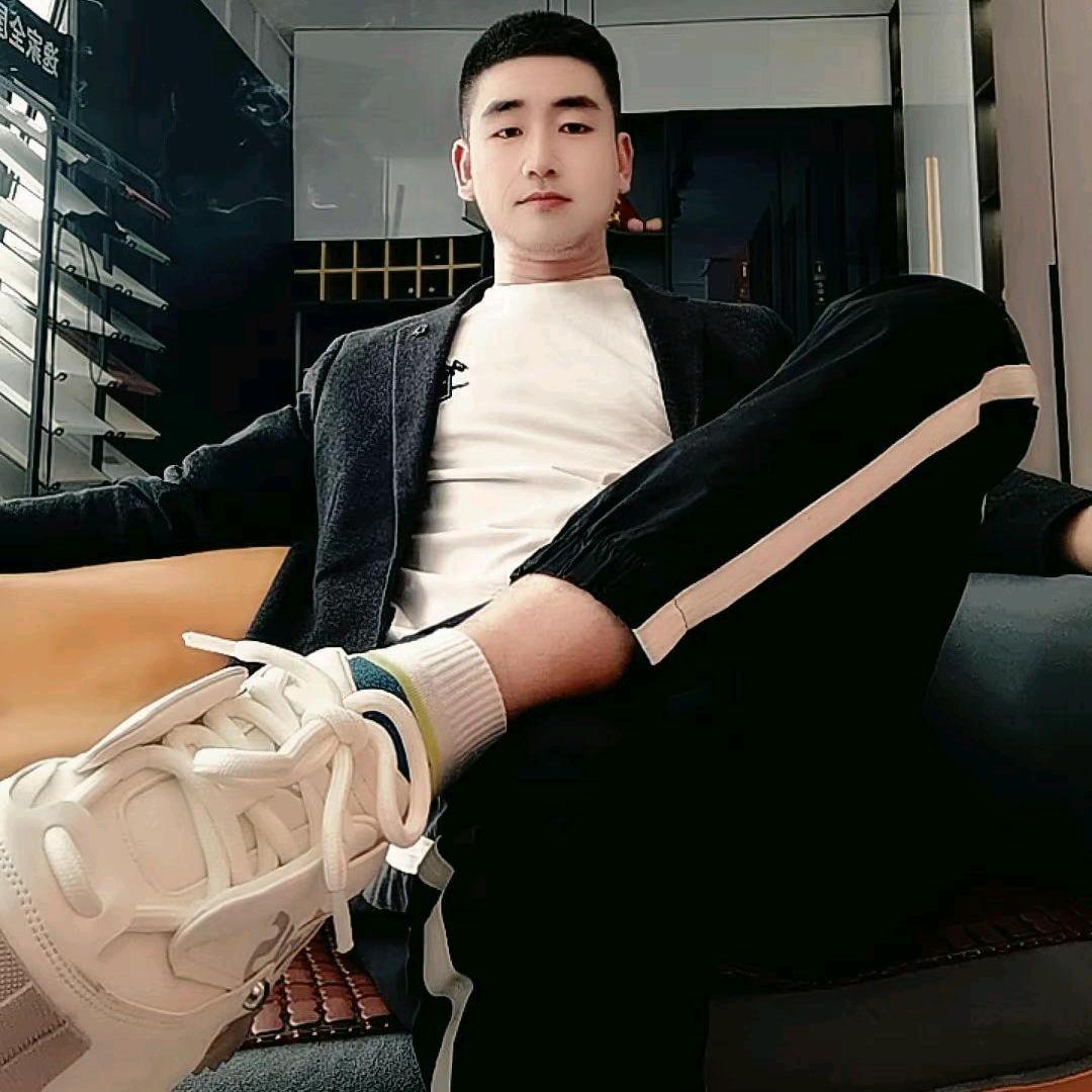 西咸新区沣东新城逸家全屋定制建材经销部