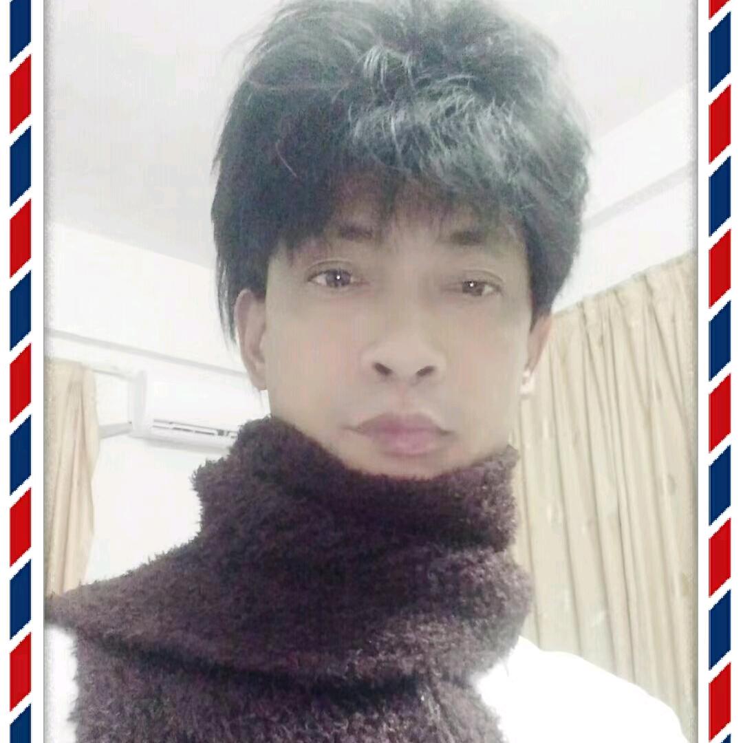 李新华