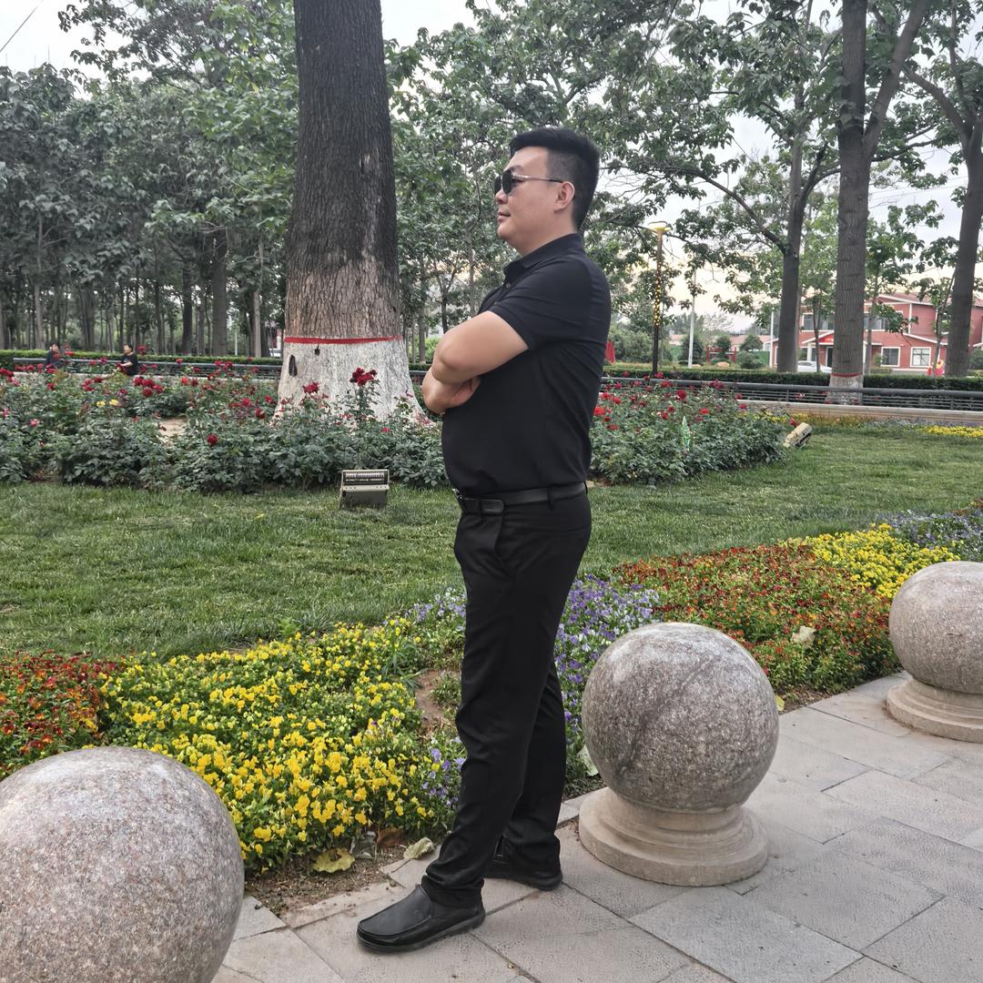 杨盼