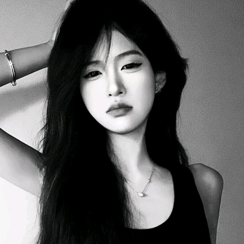 小菡.H