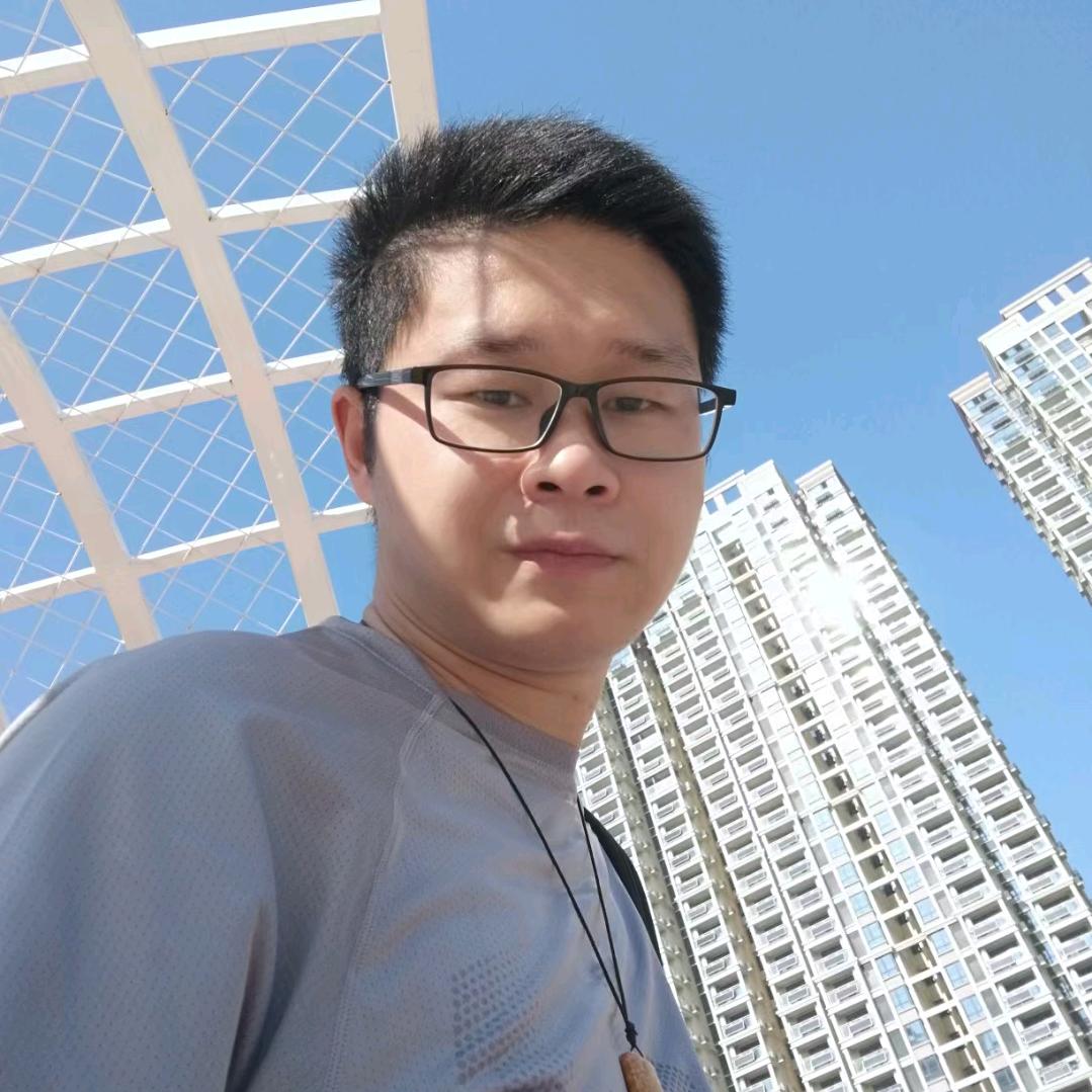 湖北笨boy头像