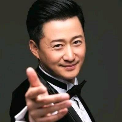 Kevin  谌