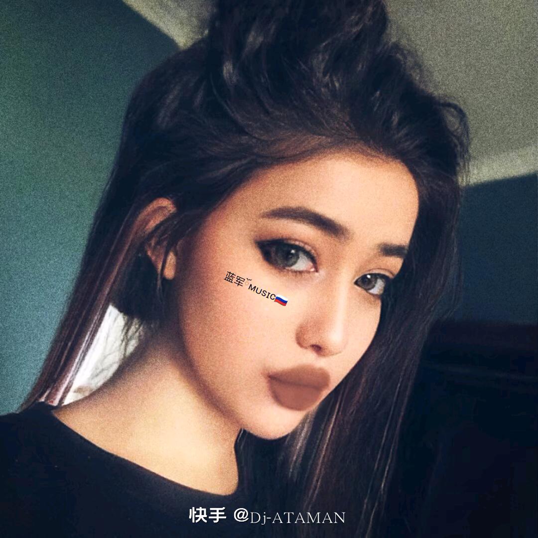 ❣️🫣.