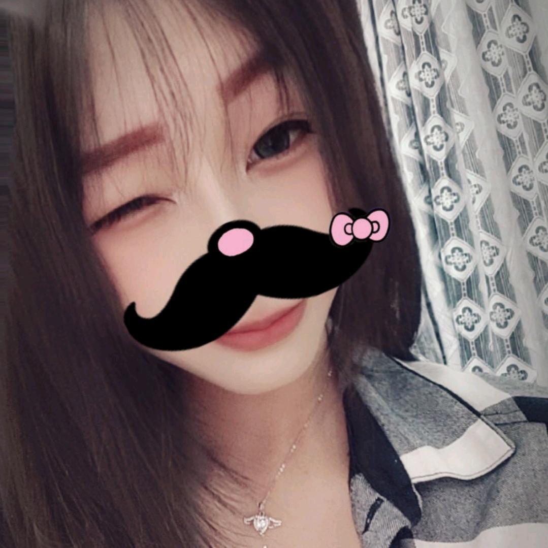 Cy^.