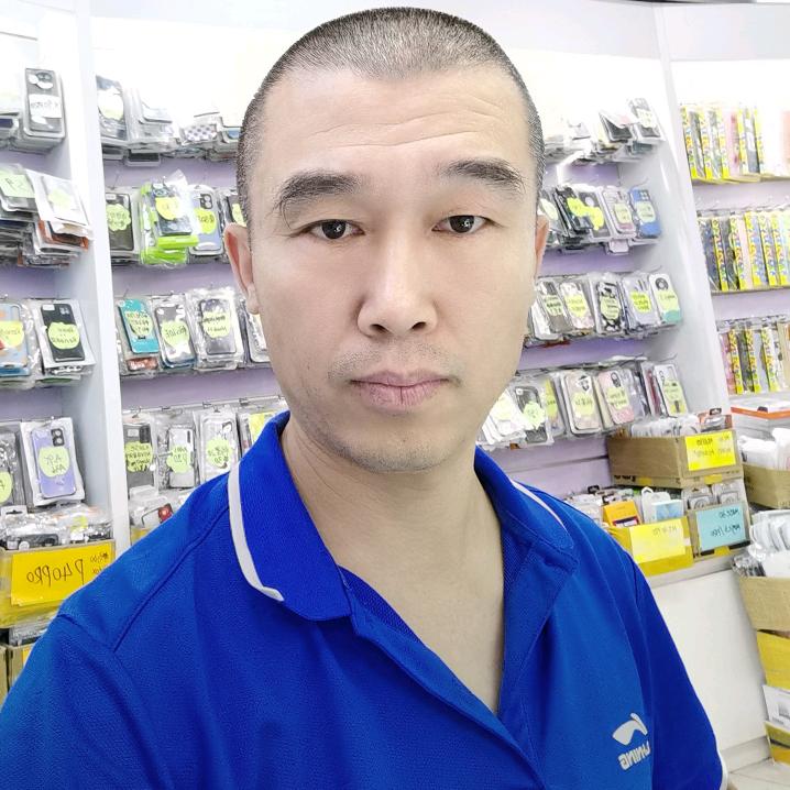 鹏飞：北京房山良乡手机维修
