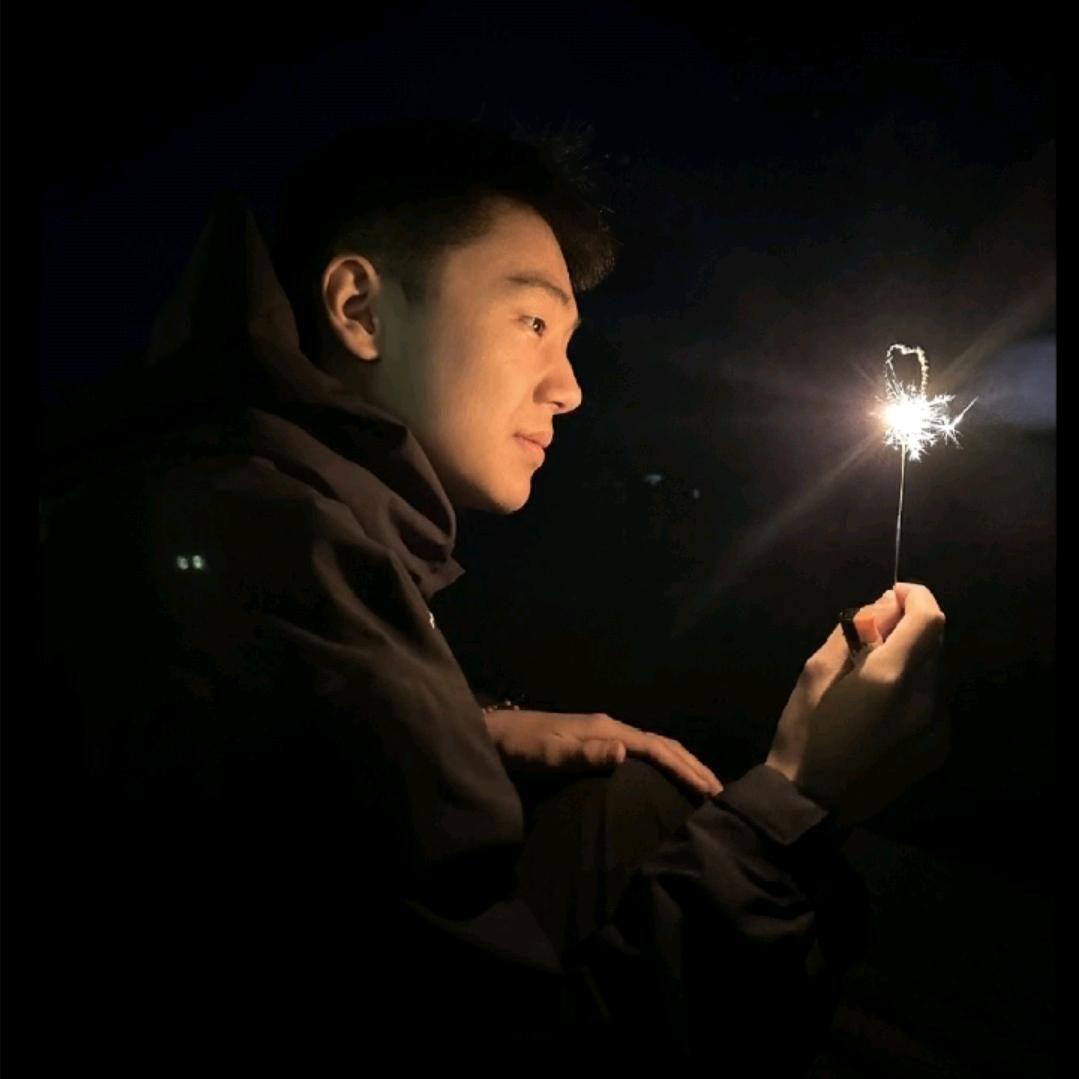 满舒克.