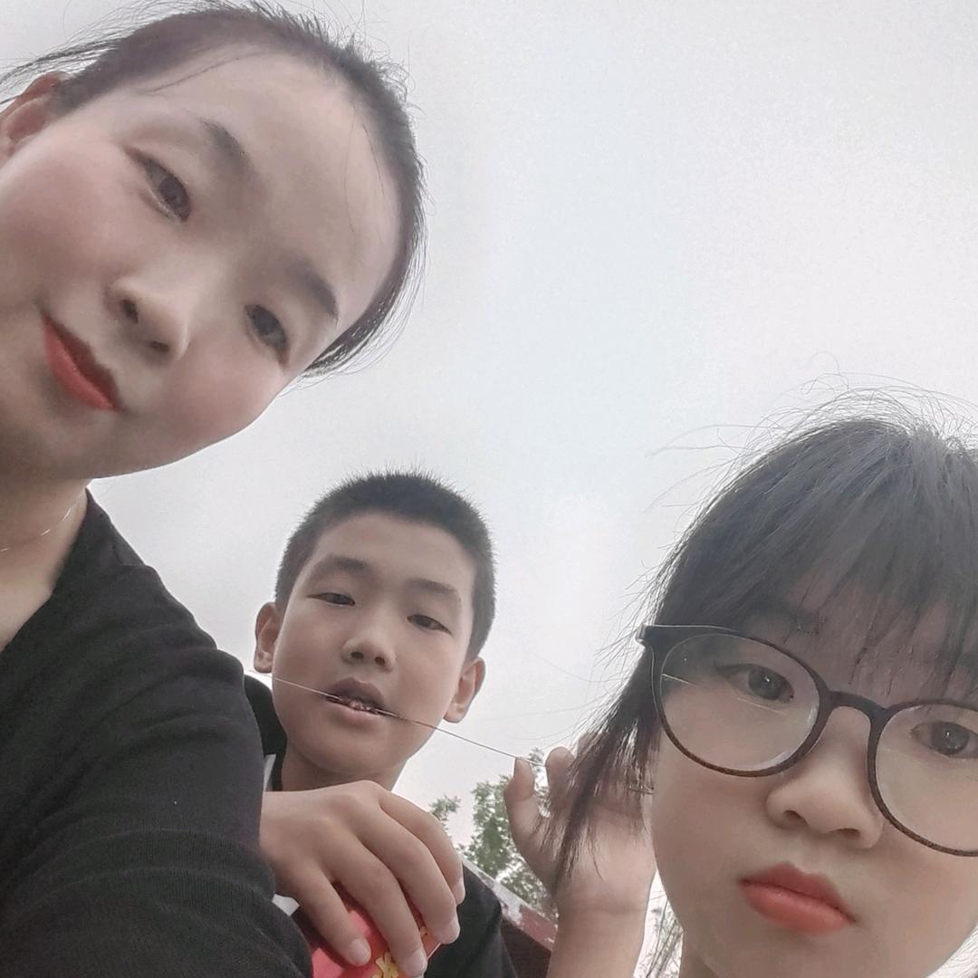 静静🎤