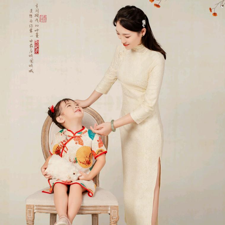 悠悠然吖