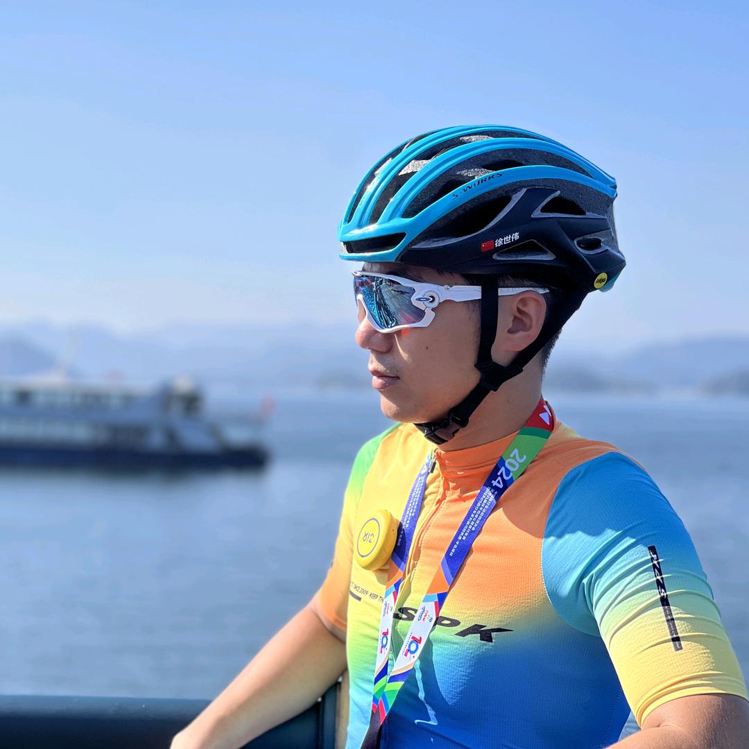 骑ALLEZ的小徐同学