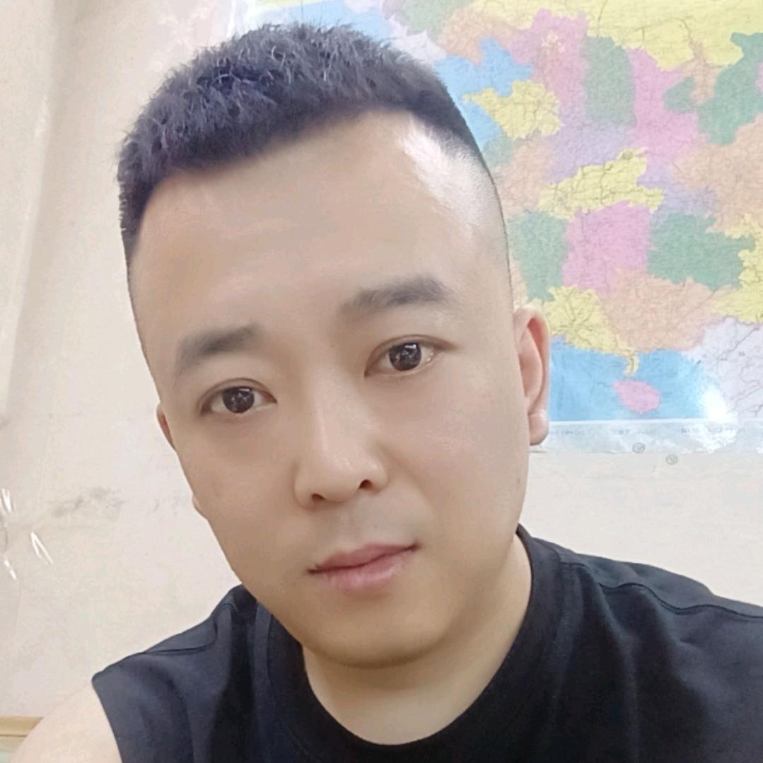 军事爱好者.三哥