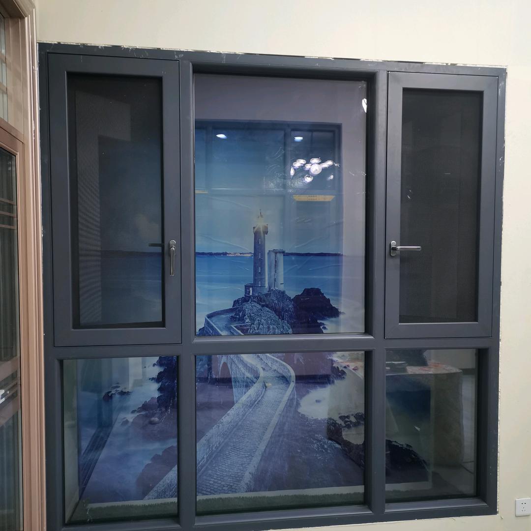 伟昌门窗厂何同学