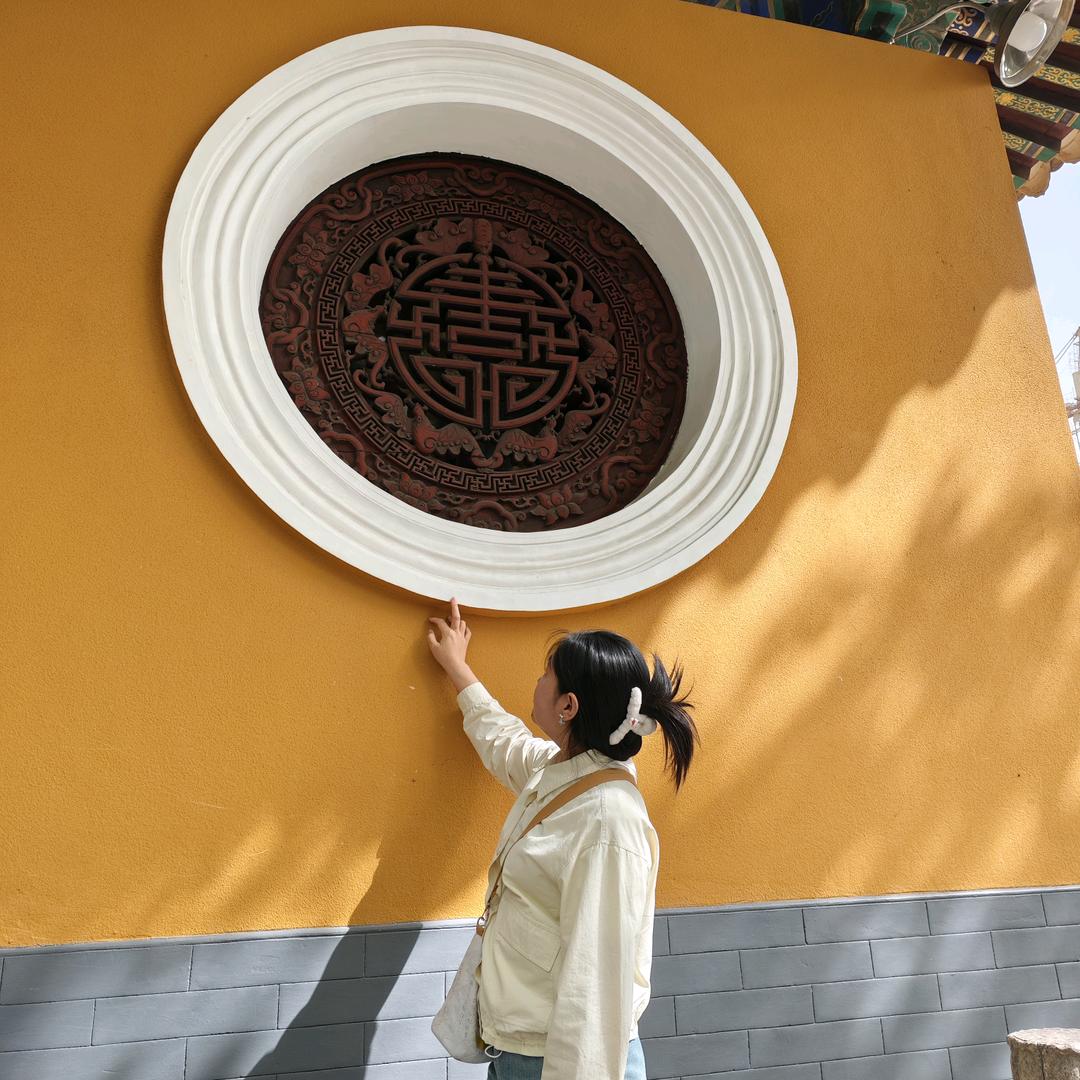 树尖上的小鹿角