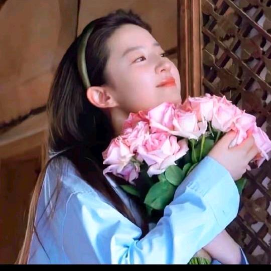 ღ᭄花仙子ღ᭄: 🍀