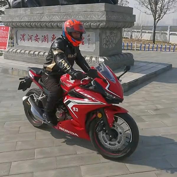 草滩黑子哥