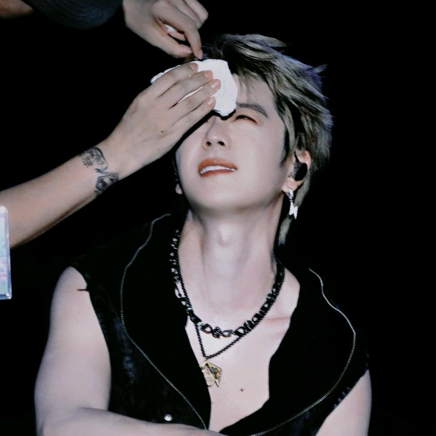 成都和天石材~K.A