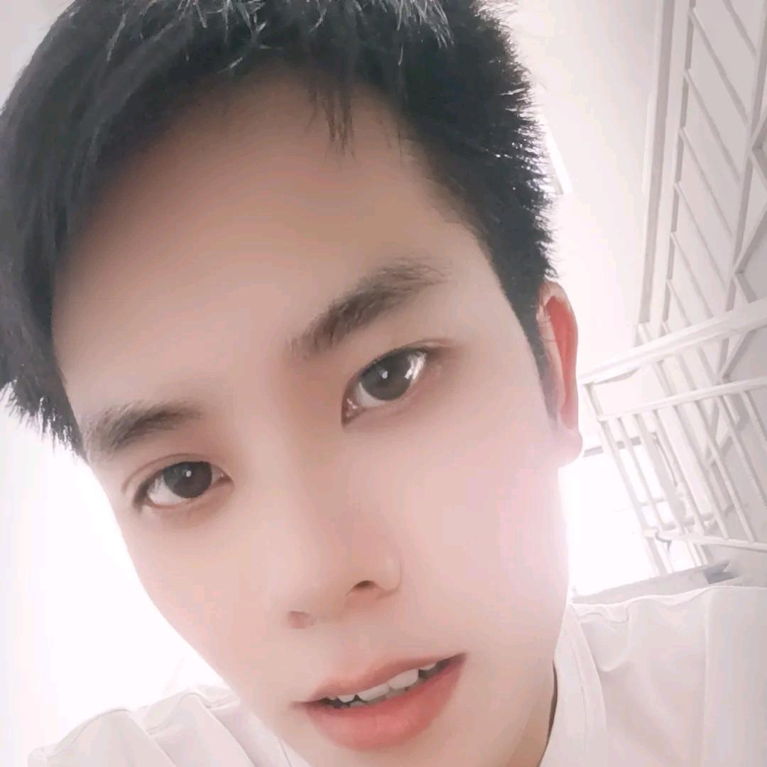 浅笑心柔 单身小雨