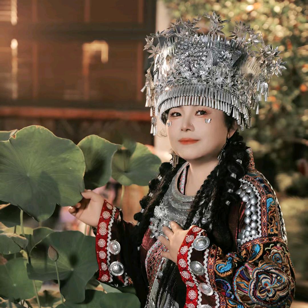 金城江胜莲装饰材料店