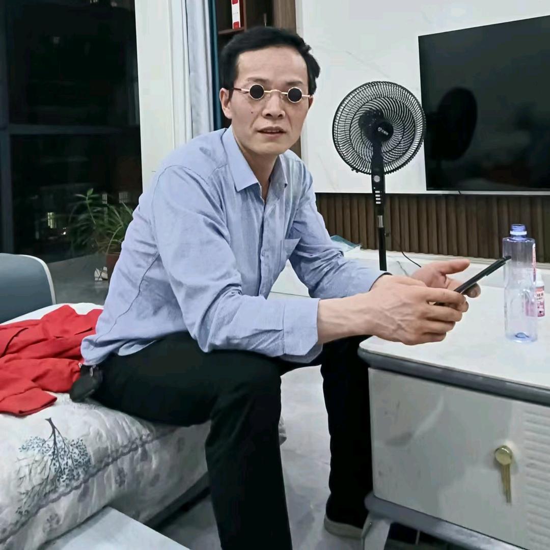 西亚五楼（拉面哥）