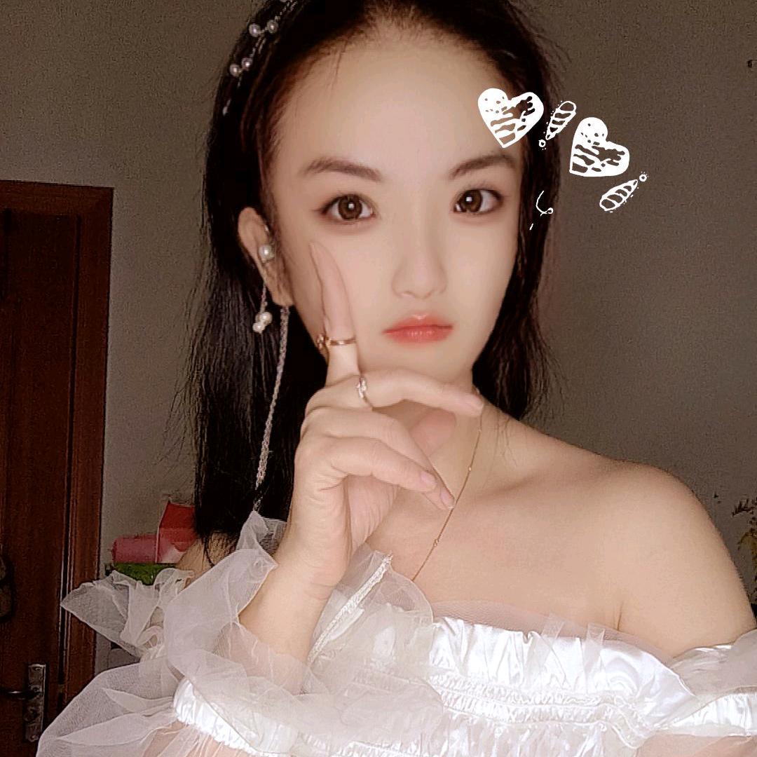 许文英 （舞出自己开心就好）三都家具城