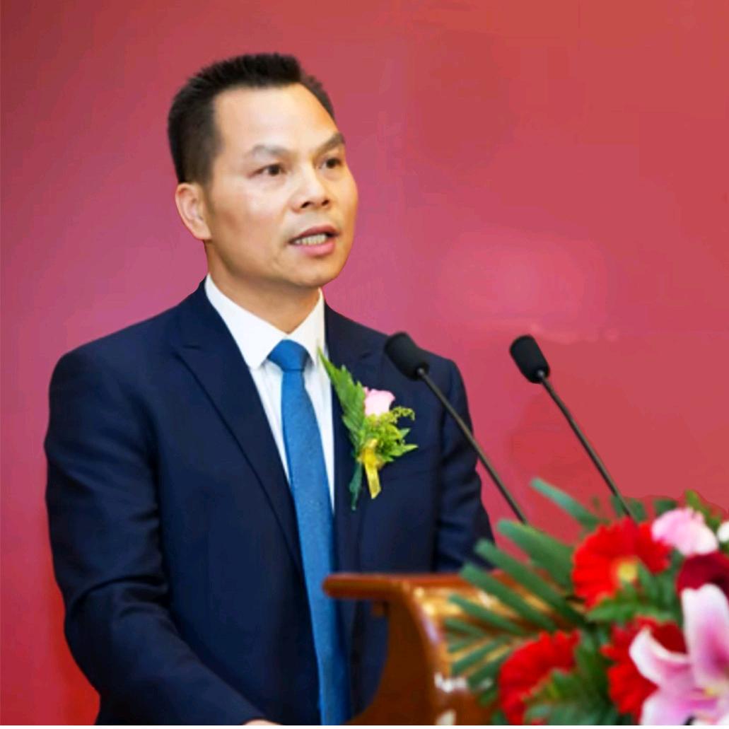 真龙海韵六堡茶 陶烈强