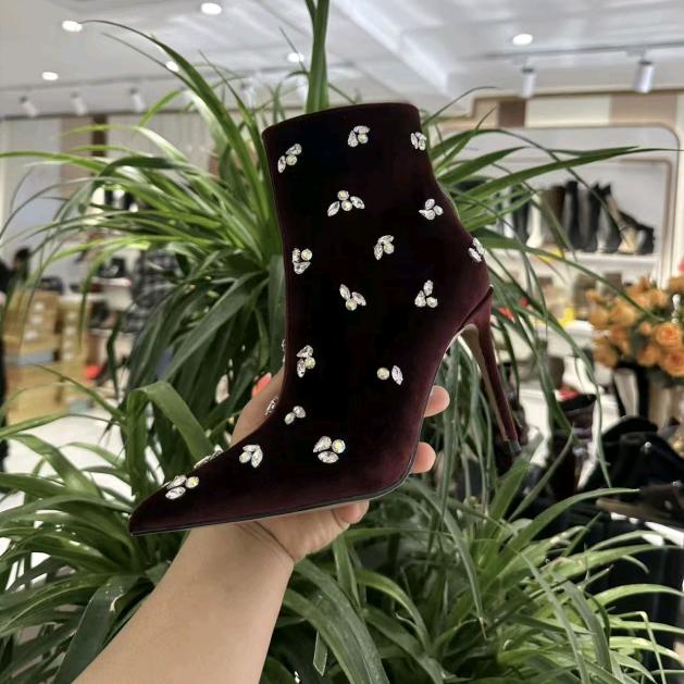 百丽女人（清水河店）