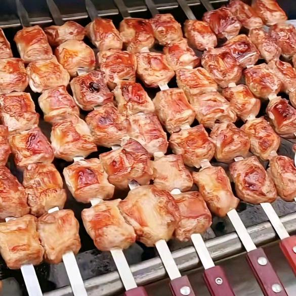 东北大叔的野摊烧烤