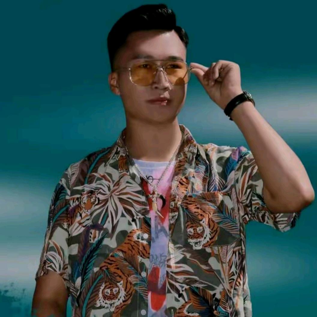 曲英多旦助理11