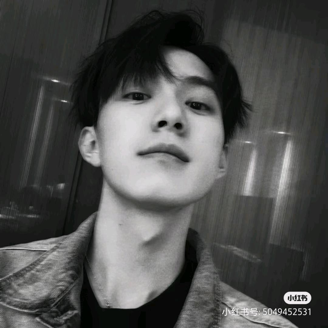 小罗  ✨