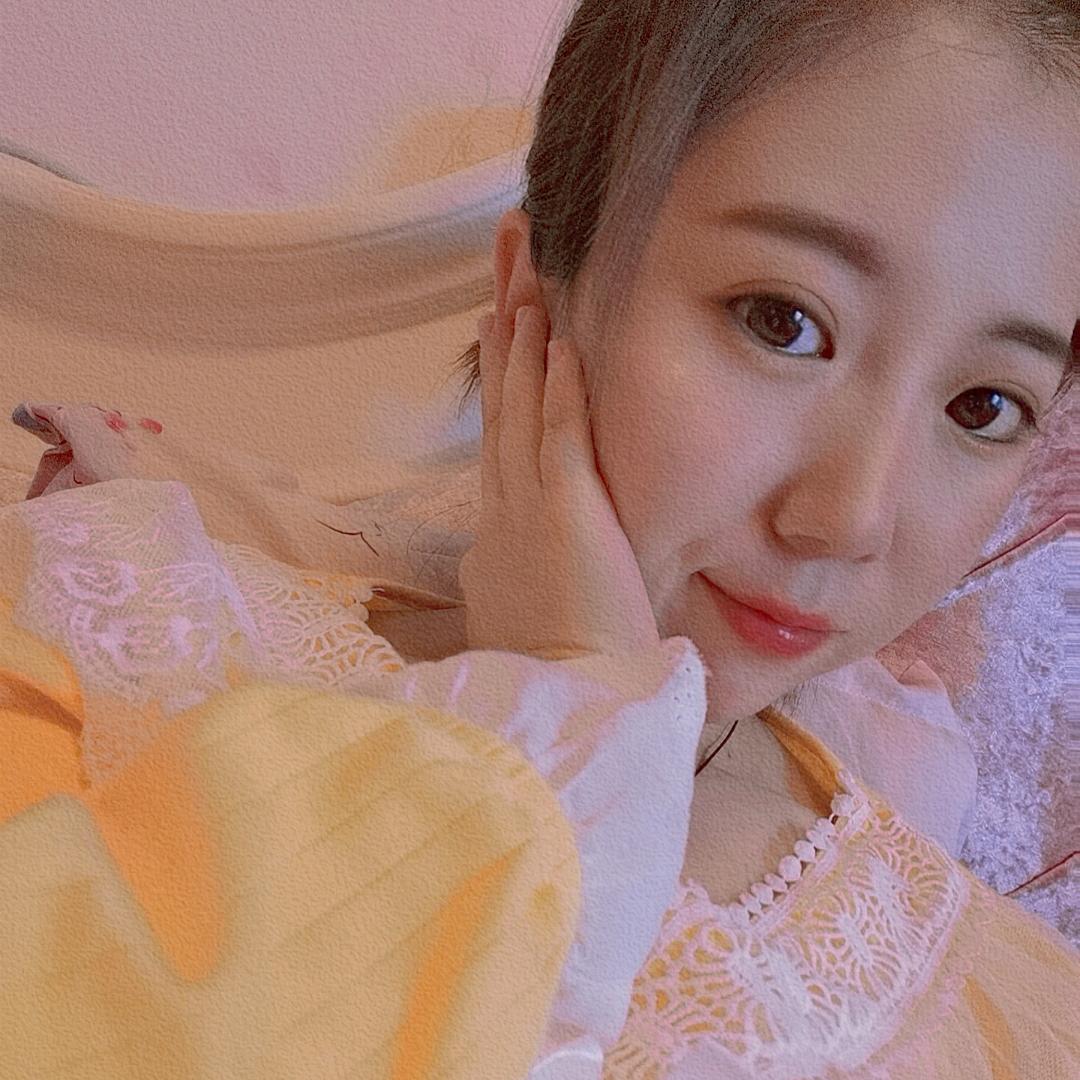 两个皮夹克的麻麻😘