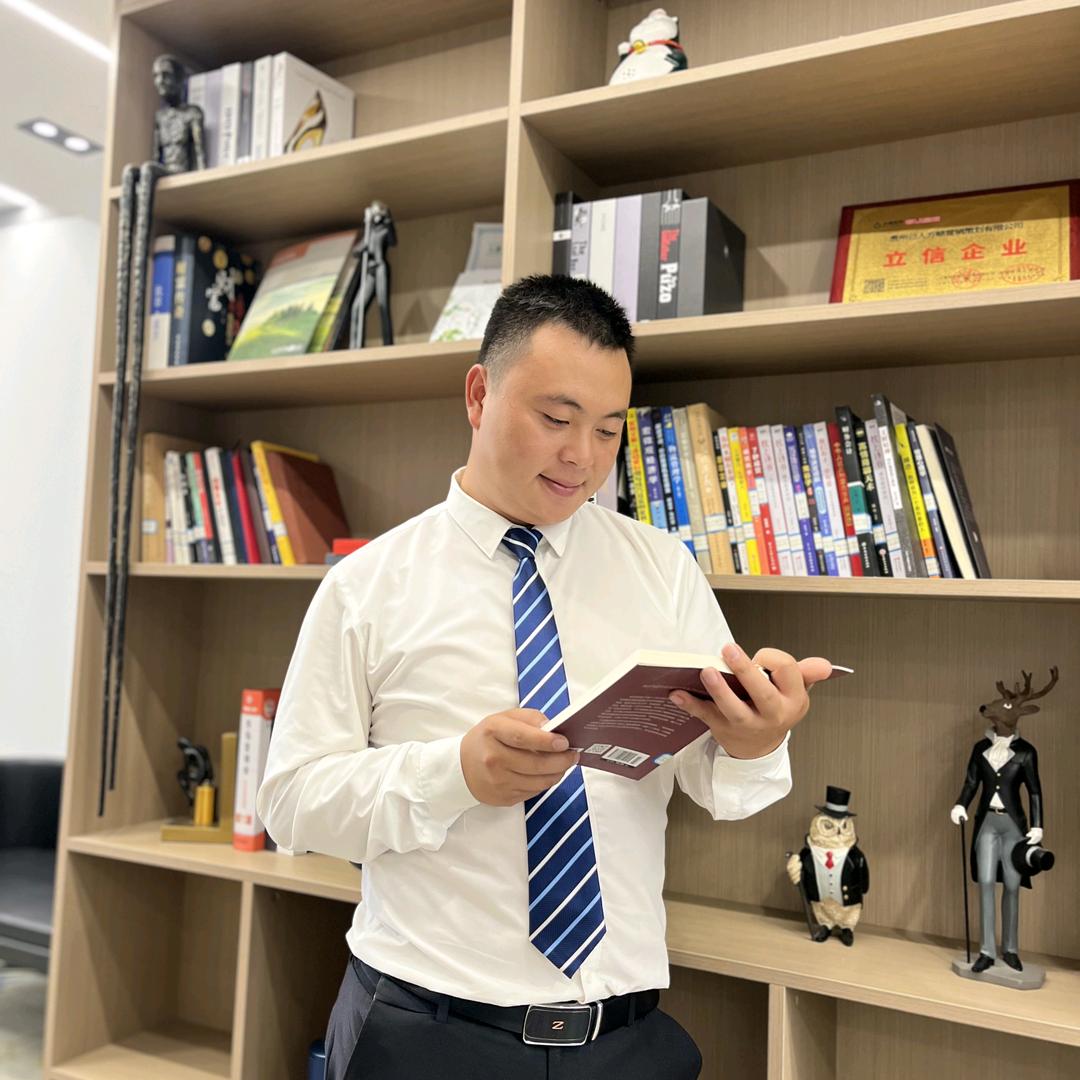 AA章鱼哥房产销售