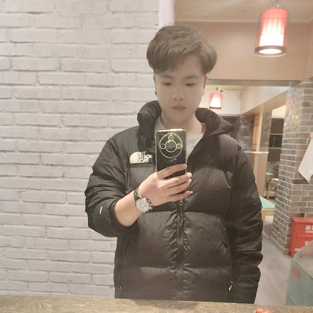 @  ୧⍤⃝😘顾三岁✨